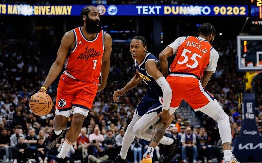 关于赛地聚焦——NBA季后赛国际比赛日热度飙升；本菲卡远射贴柱；更衣室稳定；团队化学反应显著的信息-mk体育官网