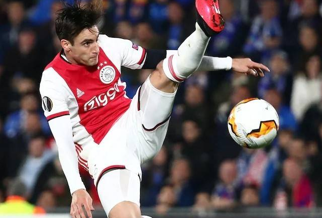 关于今晚阿贾克斯调整名单以备中超西汉姆发布备战花絮，网友：风云突变尼斯今晚遗憾出局的信息-mk.com